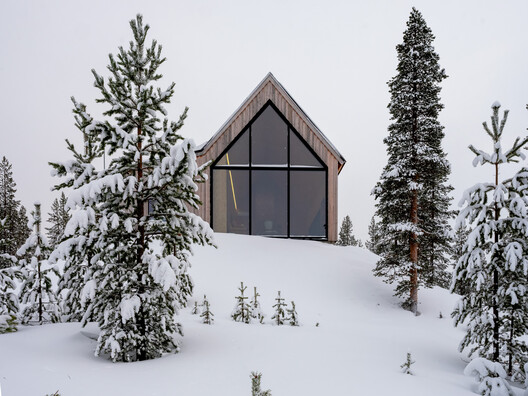 House on a Hill / Pirinen Salo Oy House on a Hill / Pirinen Salo Oy - Exterior Photography