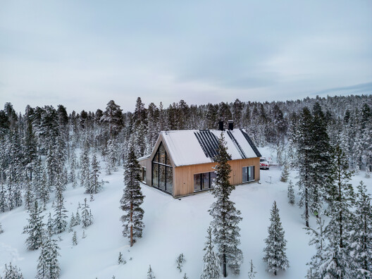 House on a Hill / Pirinen Salo Oy House on a Hill / Pirinen Salo Oy - Exterior Photography