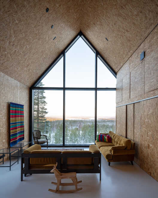House on a Hill / Pirinen Salo Oy House on a Hill / Pirinen Salo Oy - Interior Photography, Living Room, Wood