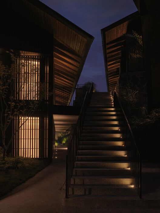 ZOLAND·Emei, Resort  / Studio J. Bridgland - Image 25 of 44