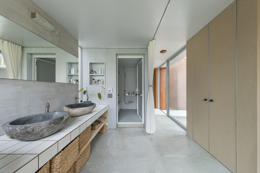 House in Sano / Hidekazu Kishi Architects - Interior Photography, Bathroom, Wood, Countertop, Sink