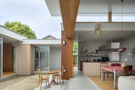 House in Sano / Hidekazu Kishi Architects