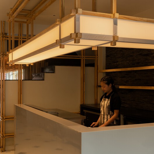 Osaka Pan Asian Restuarant / Fellow Yellow Design Studio - Interior Photography, Lighting, Glass