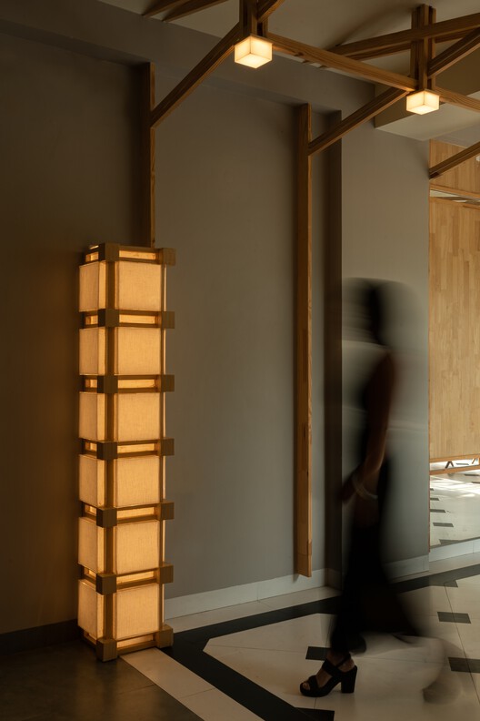 Osaka Pan Asian Restuarant / Fellow Yellow Design Studio - Interior Photography, Wood, Lighting