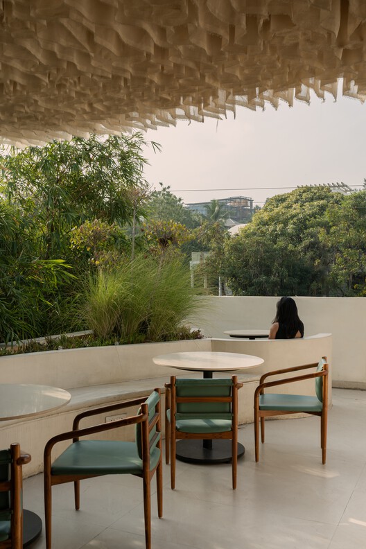 Osaka Pan Asian Restuarant / Fellow Yellow Design Studio - Exterior Photography, Chair