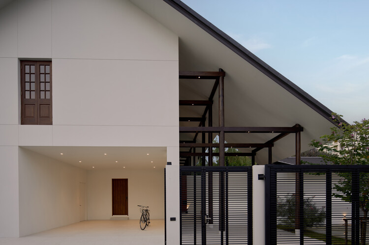 Verdure Villa / Vessu Collaboration - Houses