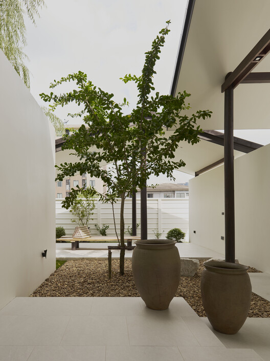 Verdure Villa / Vessu Collaboration - Image 12 of 44