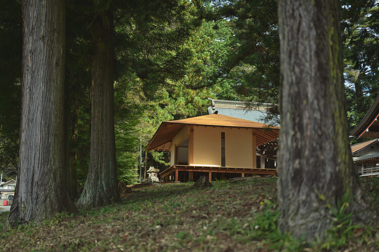 Shrine Office / Sobokuya Inc. + PRIVADO Architect Studio - fotografía exterior, madera, bosque