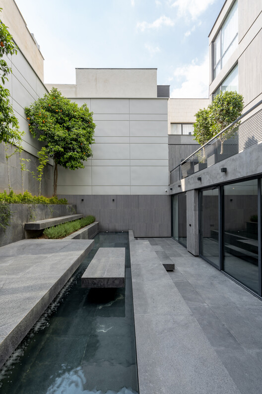 Residential NO. 18 / FAAM Office - Image 7 of 34