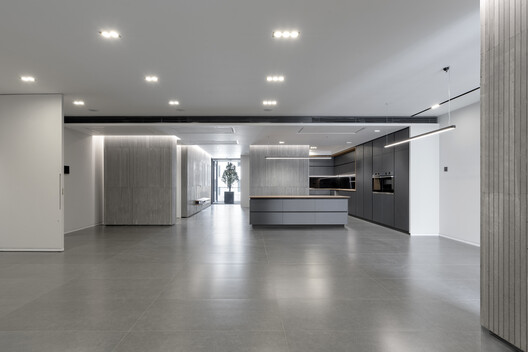 Residential NO. 18 / FAAM Office - Image 5 of 34