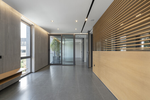 Residential NO. 18 / FAAM Office - Image 16 of 34