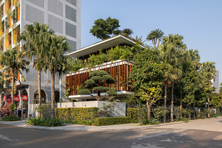 Tropical House 2 / ARO studio - Exterior Photography, Houses, Balcony