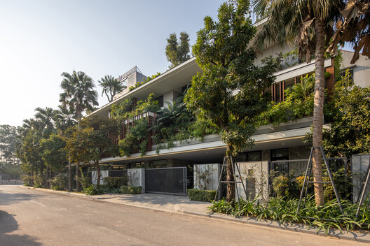 Tropical House 2 / ARO studio - Image 8 of 24