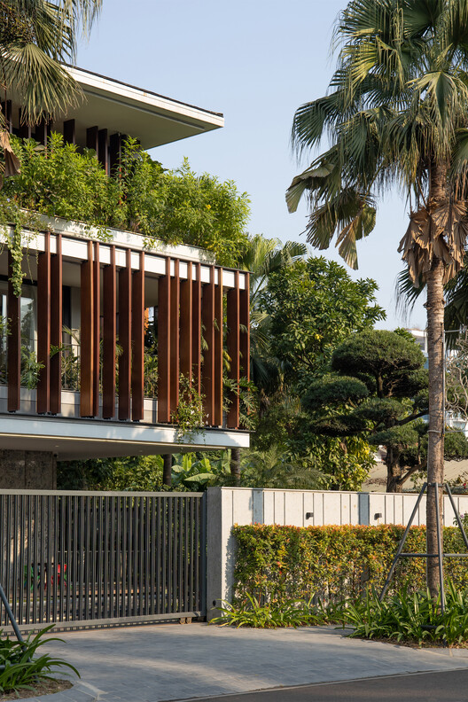 Tropical House 2 / ARO studio - Image 9 of 24