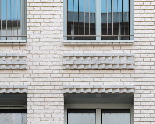 24 Social Housing Units / Prinvault Architectes - Exterior Photography, Brick, Glass