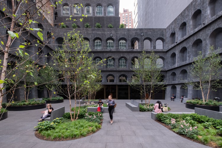 130 William High-Rise Residential Tower  / Adjaye Associates - Exterior Photography, Skyscrapers, Courtyard, Cityscape
