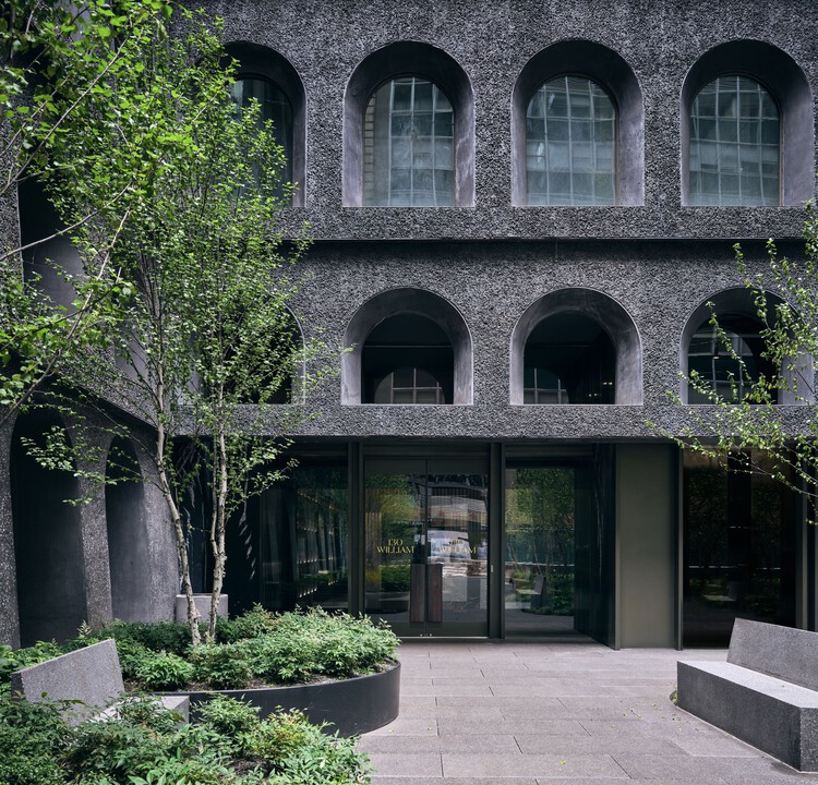 130 William High-Rise Residential Tower  / Adjaye Associates - Exterior Photography, Concrete, Arcade
