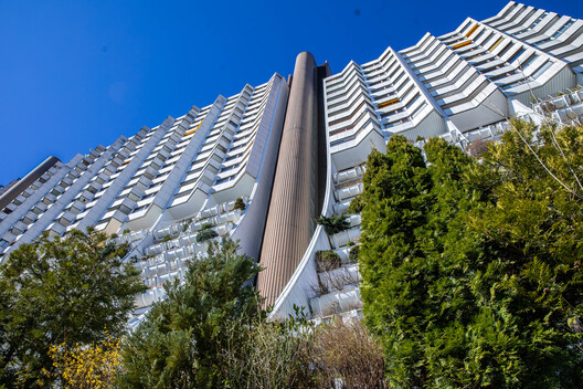 Wohnpark Alterlaa: Vienna’s Monumental Vision for Everyday Life Wohnpark Alterlaa: Vienna’s Monumental Vision for Everyday Life - Image 24 of 33