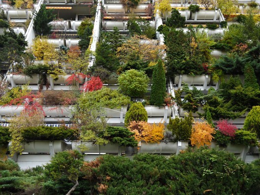 Wohnpark Alterlaa: Vienna’s Monumental Vision for Everyday Life Wohnpark Alterlaa: Vienna’s Monumental Vision for Everyday Life - Image 22 of 33