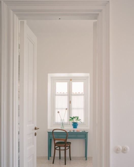 Plaka House / Local Local - Interior Photography, Wood, Door