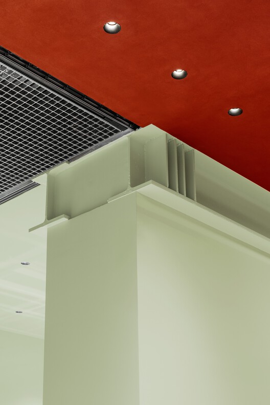 Plan C Frame Flagship Store / (ab)NORMAL + APRIL - Imagem 18 de 24