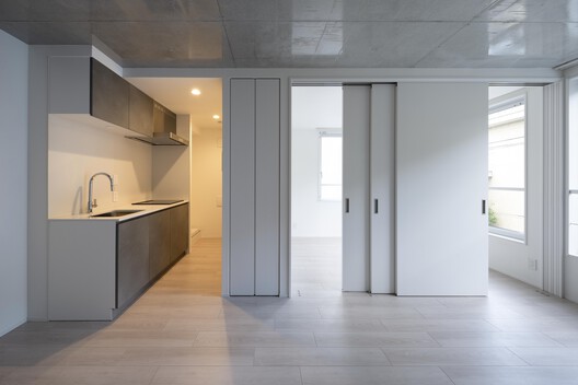 Escenario Hanabusayama / Ryuichi Sasaki + Sasaki Architecture - Interior Photography, Kitchen, Wood, Door, Glass