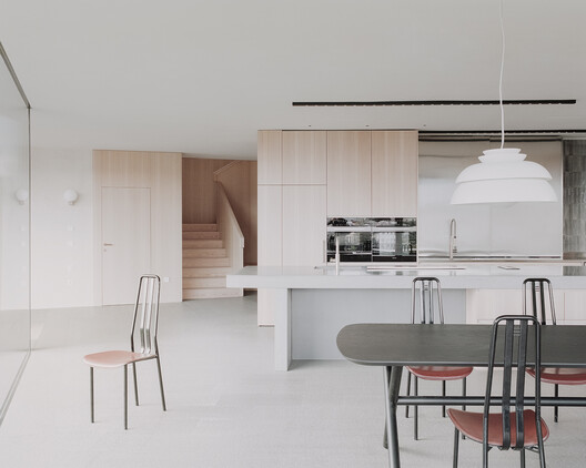Hometown House / MoDusArchitects - Interior Photography, Kitchen, Wood, Table, Chair