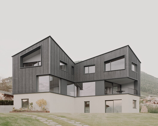 Hometown House / MoDusArchitects