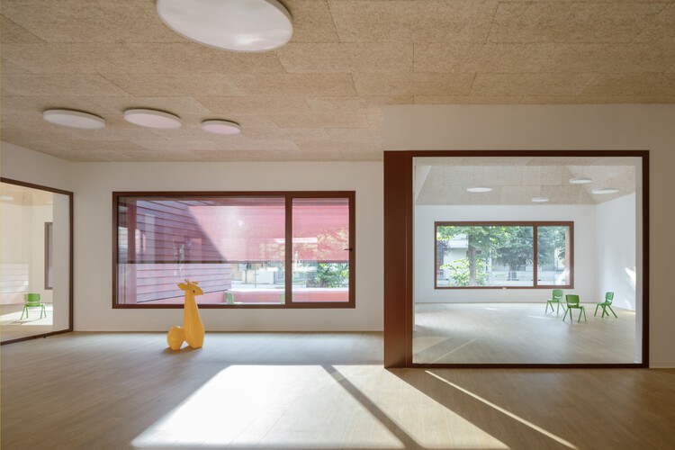 Kinder Rain / AACM - Atelier Architettura Chinello Morandi - Fotografía de interiores, Madera