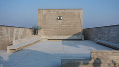 Momorial a los mártires de la iglesia de Mangyeong / AEV Architectures + TONN architects