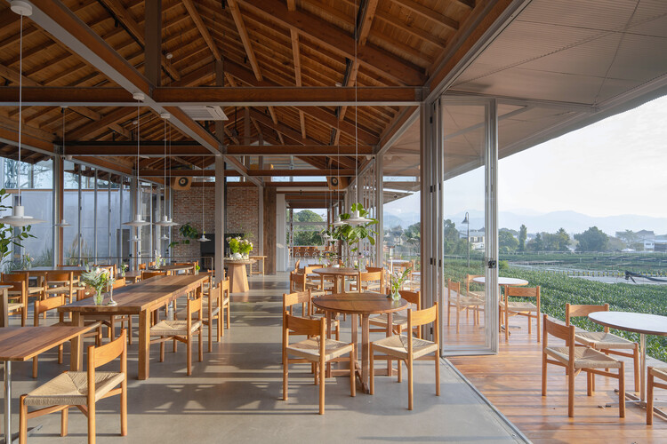 Cafeteria New 33 / Hill Architecture - Fotografia de Interiores, Sala de Jantar, Madeira