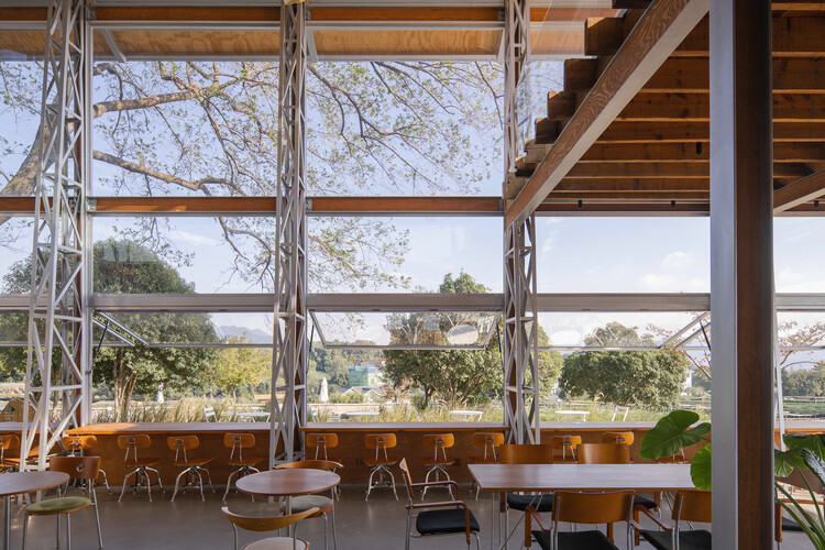 Cafeteria New 33 / Hill Architecture - Fotografia de Interiores, Sala de Jantar, Madeira, Viga