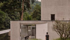 ZOLAND·Emei, Resort  / Studio J. Bridgland
