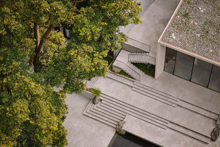 ZOLAND·Emeishan Resort/Studio J. Bridgland - Imagen 40 de 44