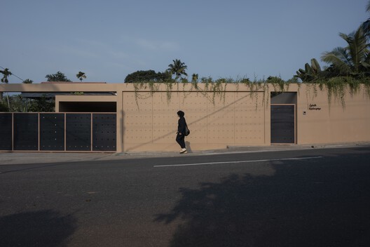 Corridor House 2.0 / i2a Architects Studio - Exterior Photography, Concrete