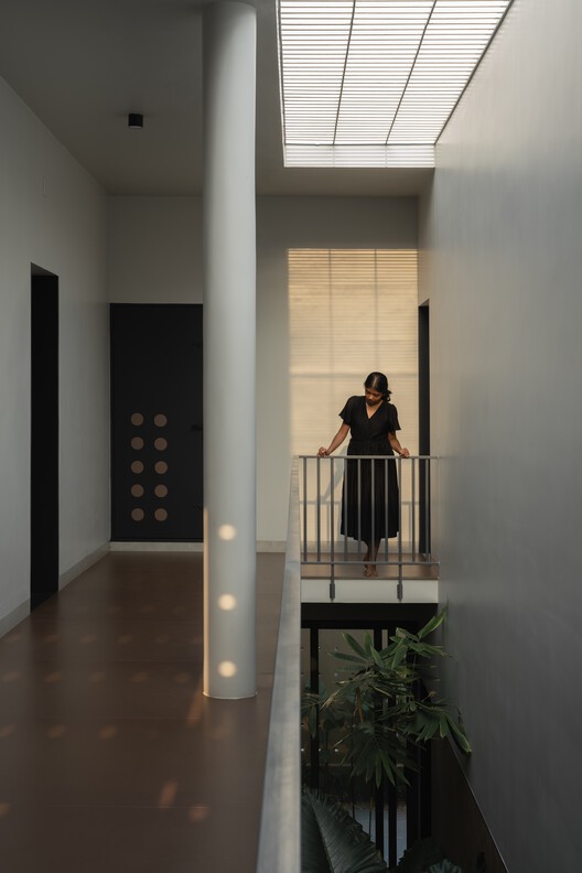 Corridor House 2.0 / i2a Architects Studio - Interior Photography, Lighting, Glass
