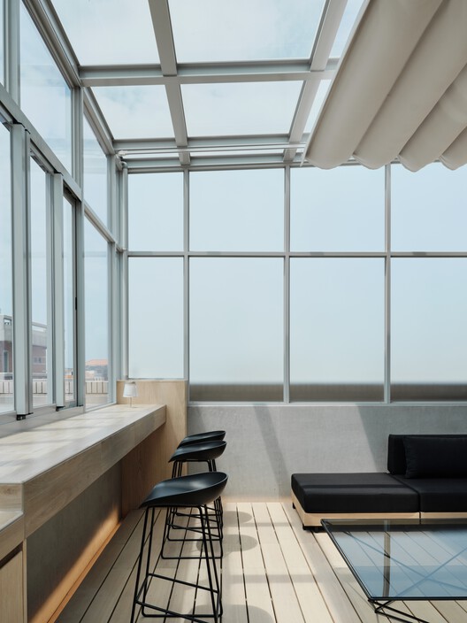 House Kuo / zuso studio - Interior Photography, Glass, Chair