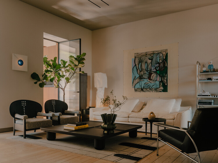 Apartment in the Center of Tbilisi / Numero Design Studio - More Images