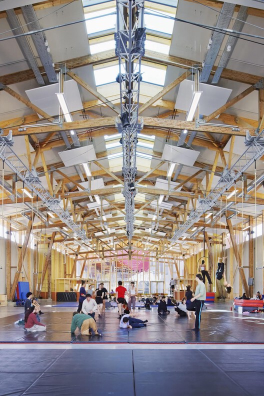 Restructuring and Extension of the Académie Fratellini in Saint-Denis  / Atelier du Pont - Interior Photography, Stairs, Wood, Beam