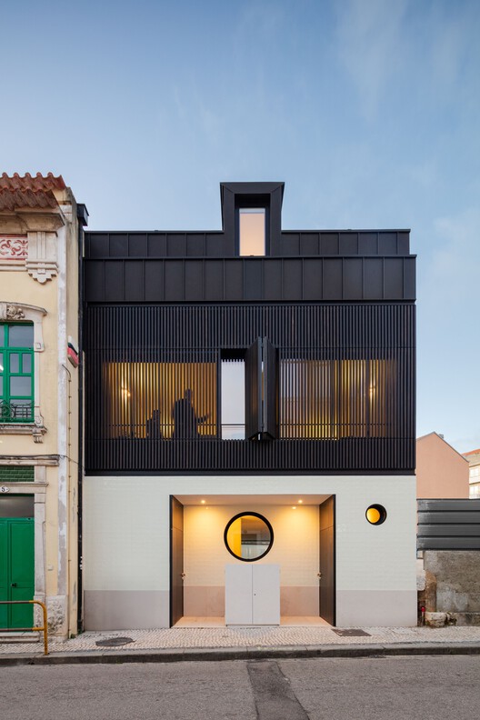 Casa de Sá / Tiago do Vale Arquitectos - Fotografía de exteriores, fachadas, puertas