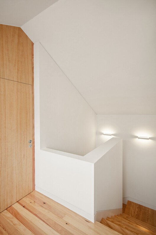 Casa de Sá / Tiago do Vale Arquitectos - Imagen 19 de 46