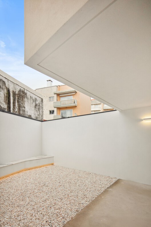 Casa de Sá / Tiago do Vale Arquitectos - Imagen 31 de 46