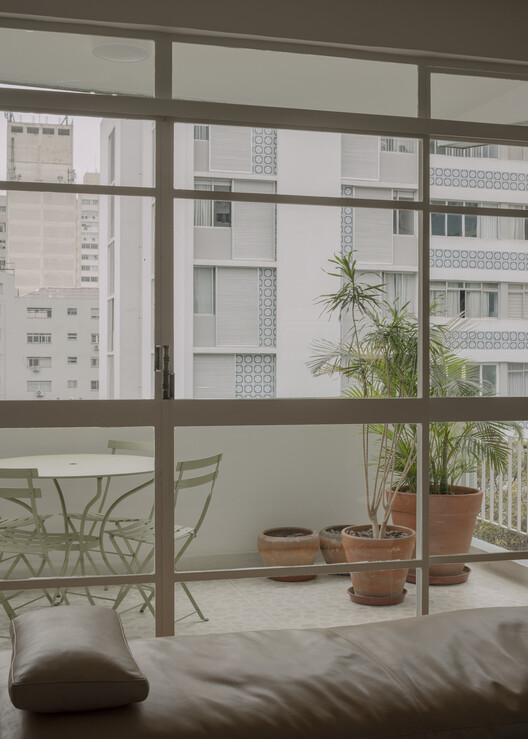 Reforma Apartamento Azul & Blanco / messina | rivas - Fotografía interior, Vidrio