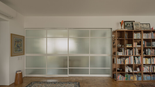 Reforma Apartamento Azul & Blanco / messina | rivas - Fotografía interior, Armarios, Estanterías, Vidrio