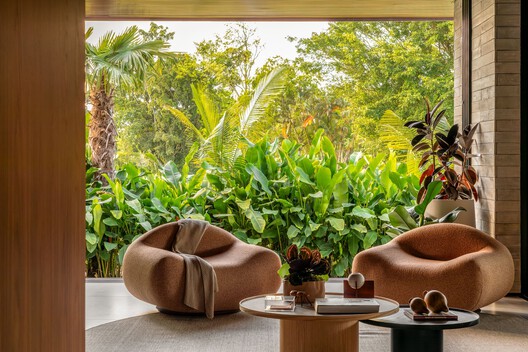 Residencia TN / IFP Arquitetura - Fotografía interior, Sala de estar, Sillas