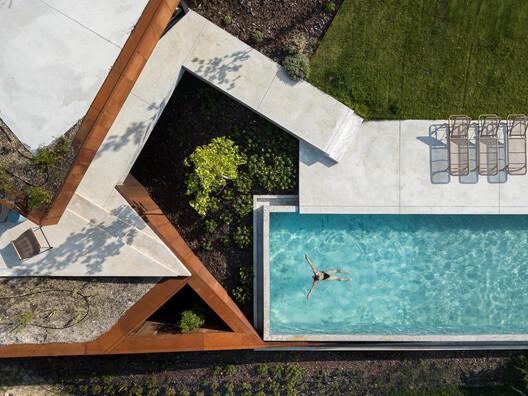 Corten House / HPA Arquitetura e Investimentos - Exterior Photography, Garden