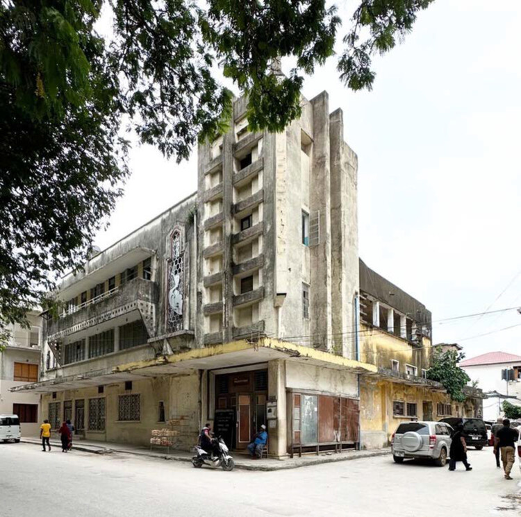 Revisiting 2025: 20 Classic Projects and Defining Stories in Architecture - Image 22 of 23