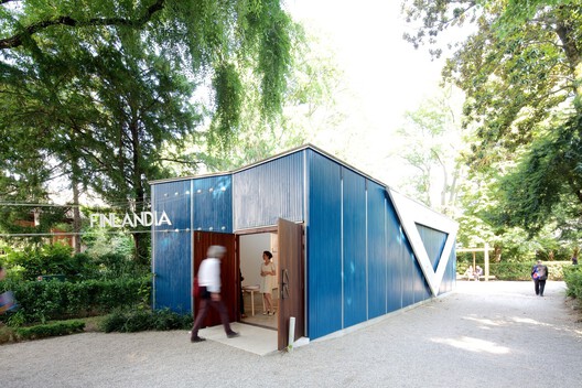 Revisiting 2025: 20 Classic Projects and Defining Stories in Architecture - Image 10 of 23