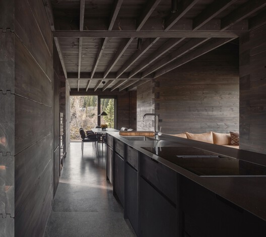 Cabaña 3PR / R21 Arkitekter - Fotografía interior, Cocina, Madera, Fijación Vigas