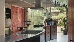 Druid Grove Terrace House / CAN